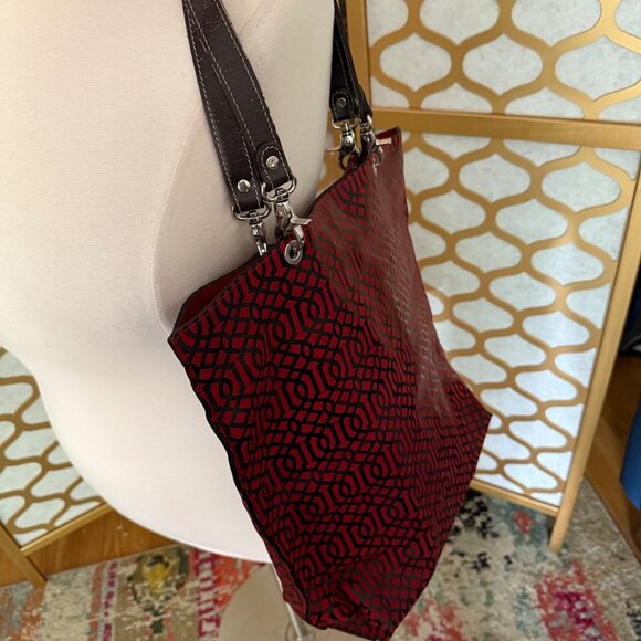 J. McLaughlin Red Printed Shopper Handbag - Picture 15 of 16